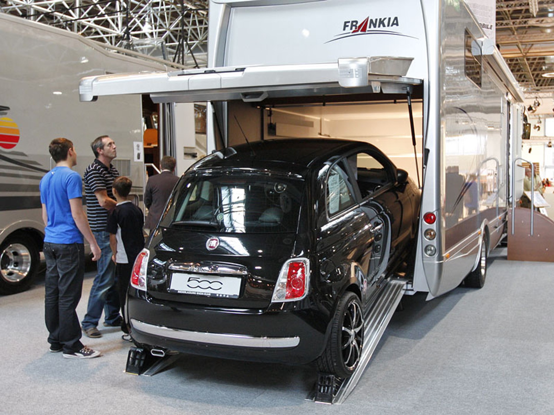 Caravan Salon Düsseldorf 2009: nowości turystyki na kołach - fotogaleria