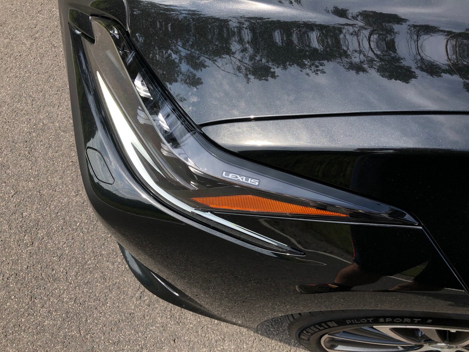 Lexus ES 300h Prestige