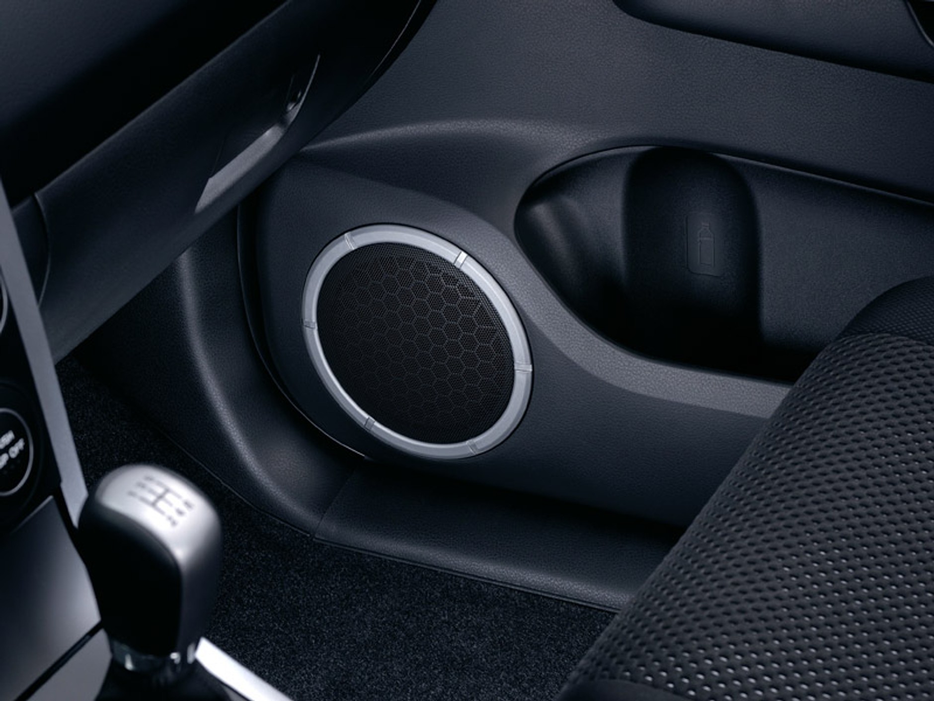 Suzuki: unowocześniona Vitara w salonach (ceny i fotogaleria)