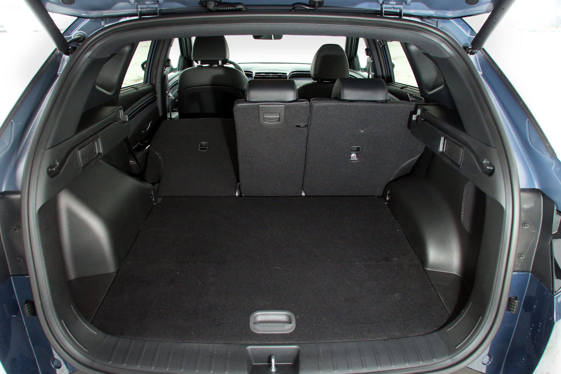 Hyundai Tucson 1.6 T-GDi HEV AT 4WD