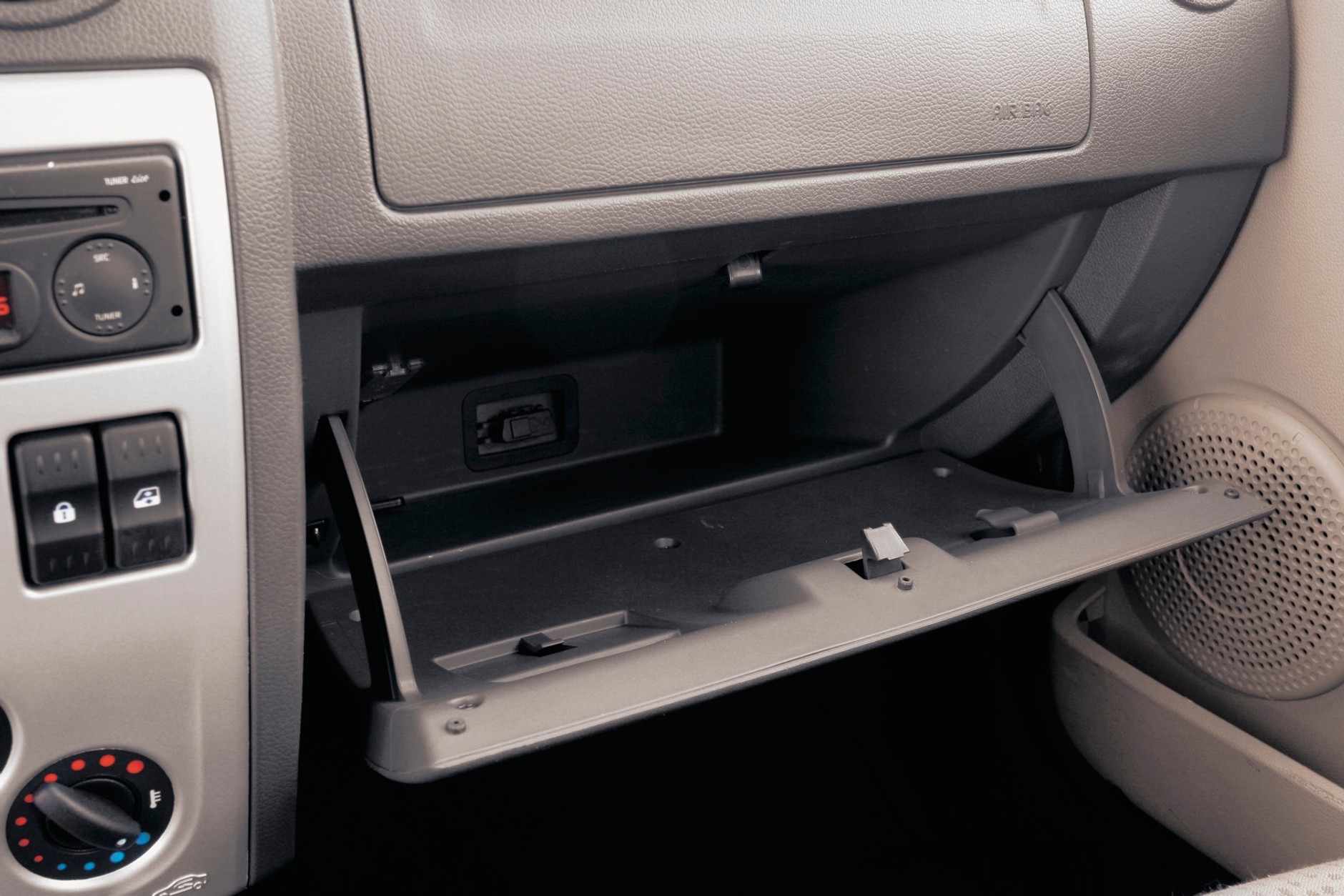 Porównanie trzech sedanów