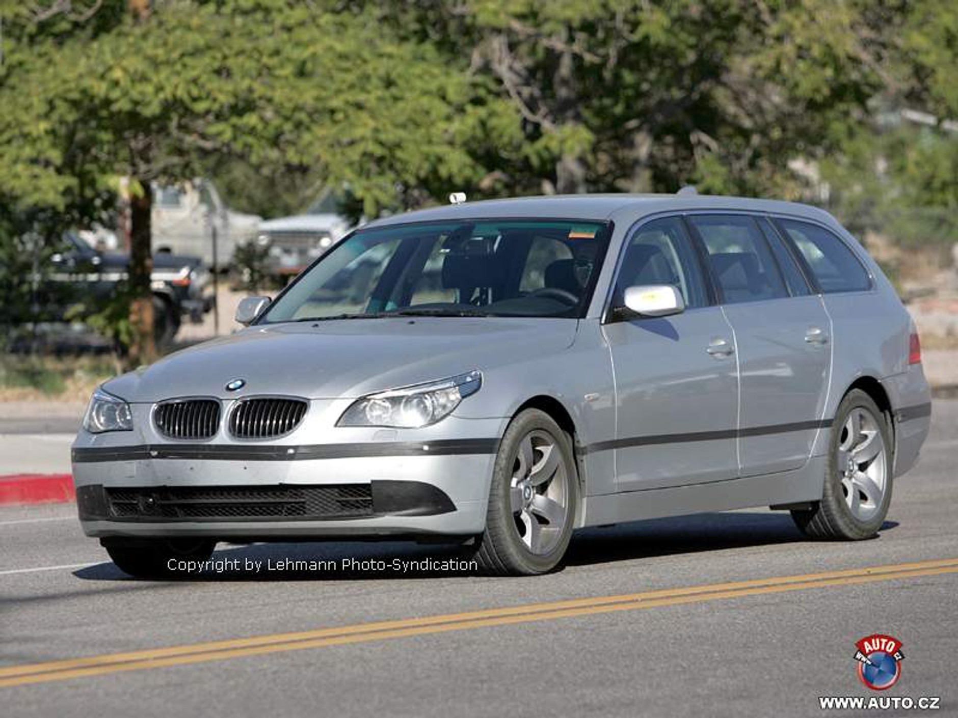Zdjęcia szpiegowskie: BMW 5 nie chce pozostawać z tyłu