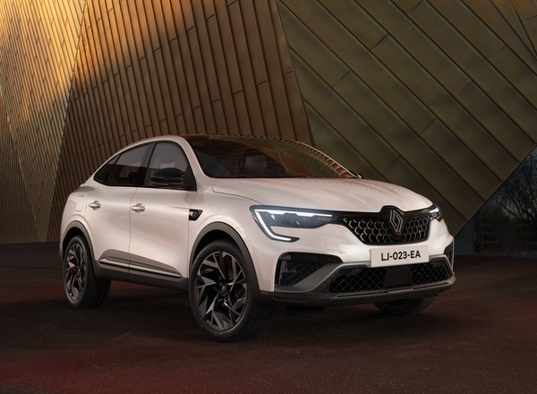 Renault Arkana ma nowe ceny. Prezentują się jak okazja życia