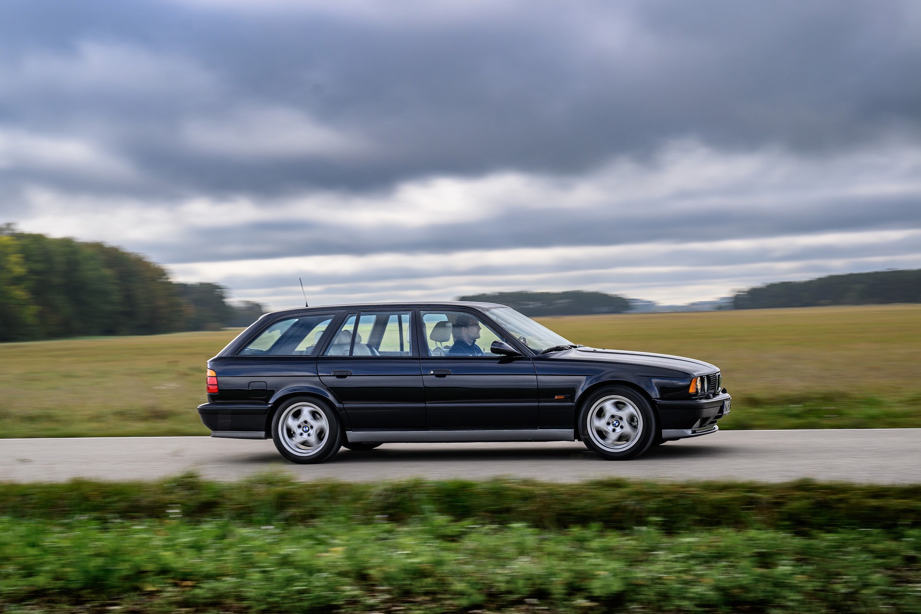 BMW M5 Touring E34