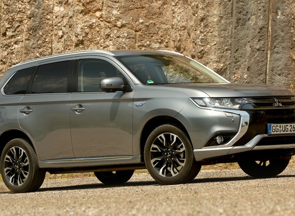 Nowy Mitsubishi Outlander PHEV za 205,9 tys. zł