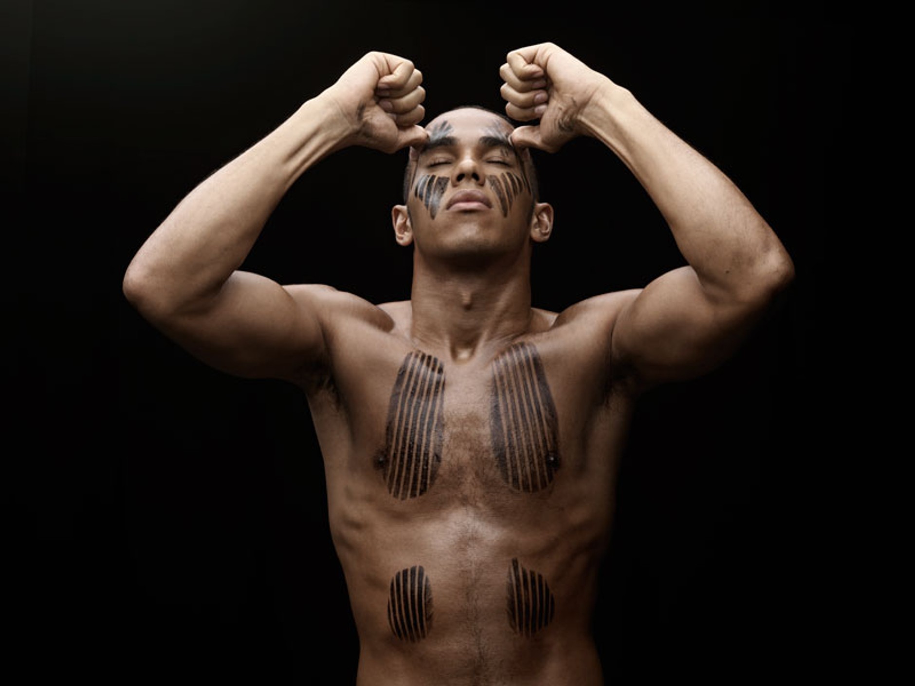 McLaren-Mercedes: kierowcy w roli modeli (fotogaleria)