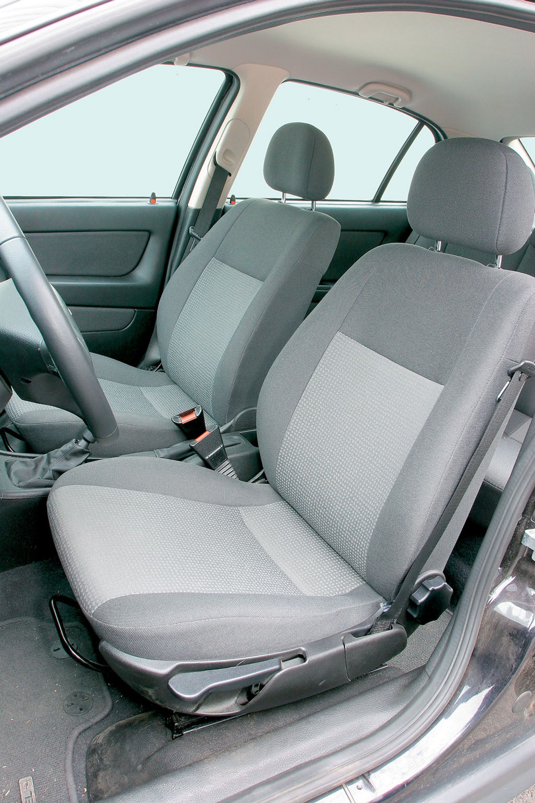 Opel Astra 2. generacji - który silnik wybrać 1.4 czy 1.6?