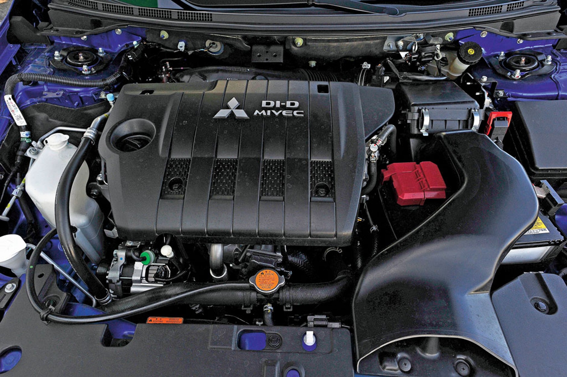 Mitsubishi Lancer - ciekawy styl i dobra trwałość