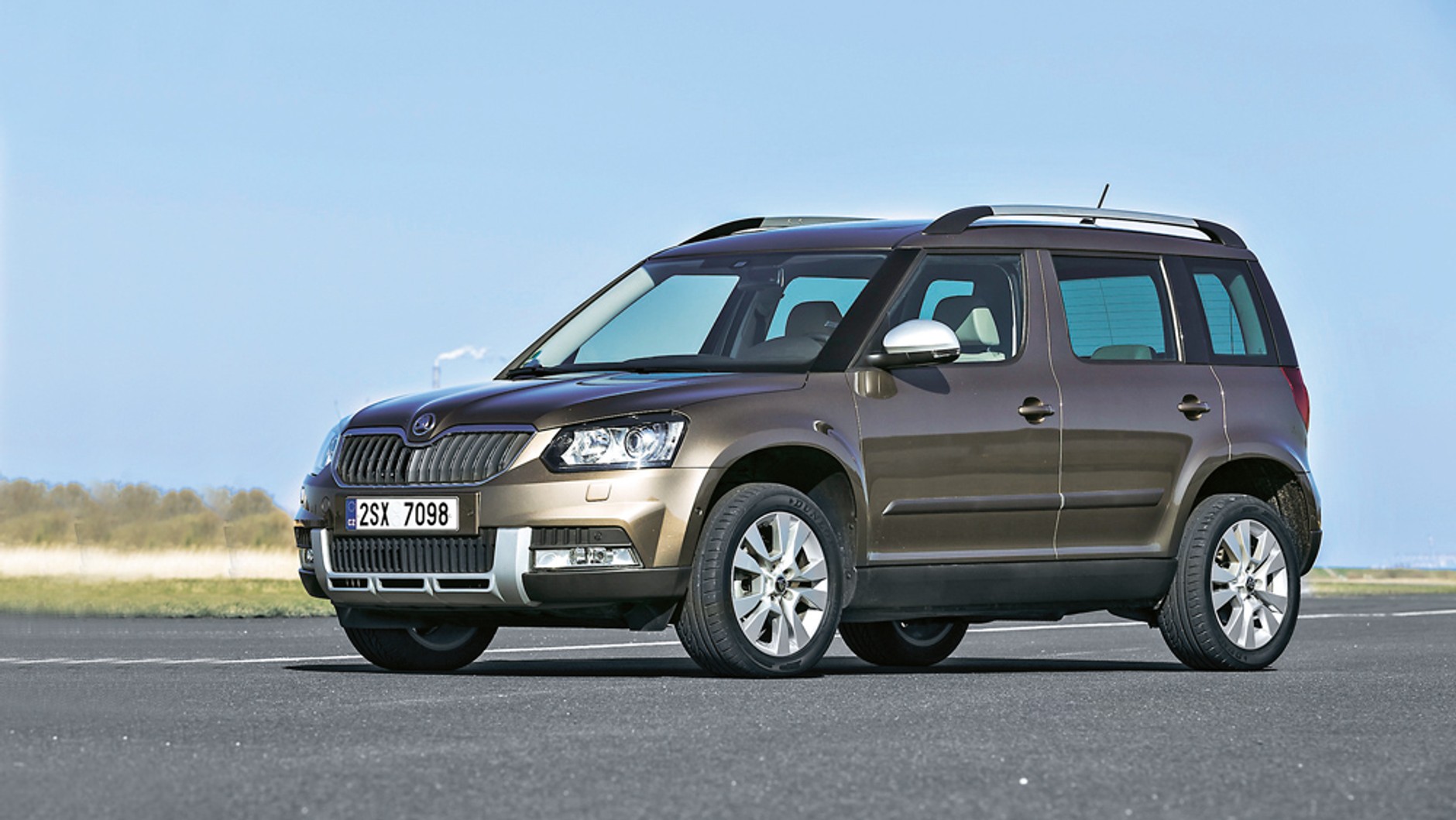 Skoda Yeti Outdoor nie ma już charakaterystycznych, okrągłych reflektorów. Ale nadal jest wyjątkowym pakietem zalet, który trudno przebić funkcjonalnością, a przede wszystkim - ceną
