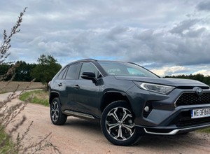 Toyota RAV4 - prekursor SUV-ów