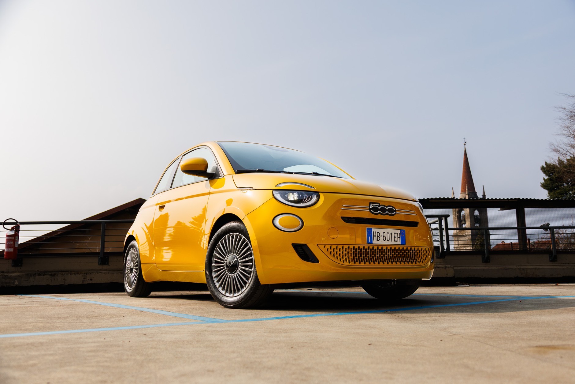 2026 Fiat 500 Hybrid