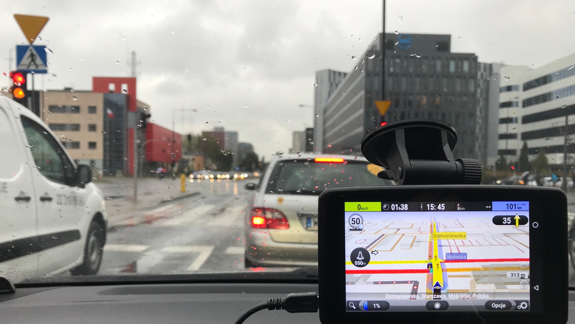 W cenie AutoMapa z roczną licencją i mapą Polski. To wciąż jeden z najlepszych programów nawigacyjnych. NavRoad UNI