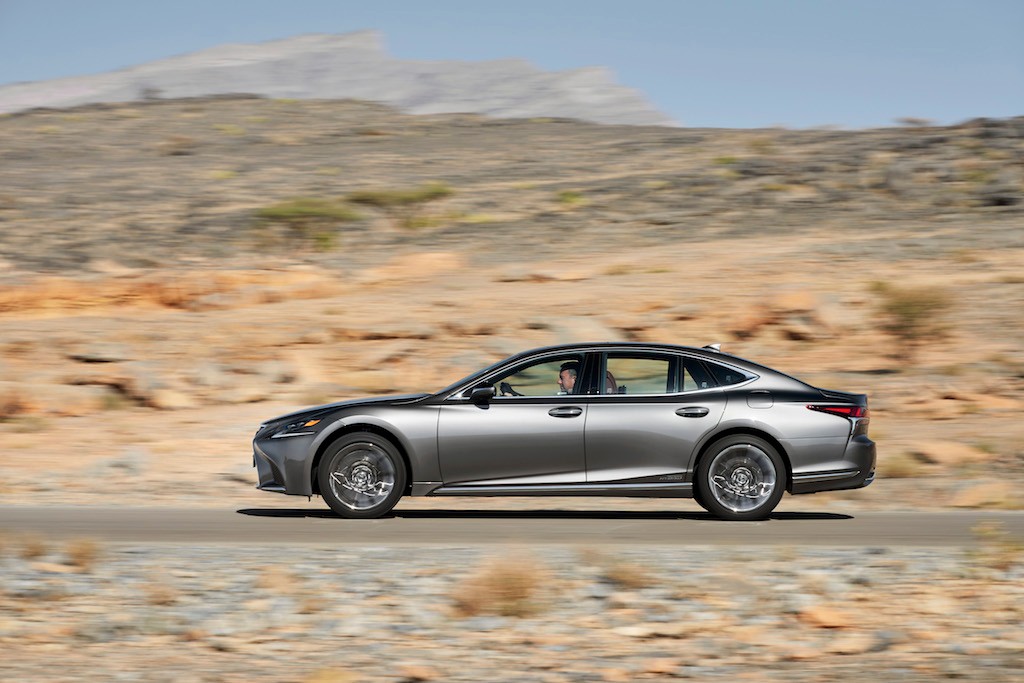 Lexus 500h – pierwsze jazdy