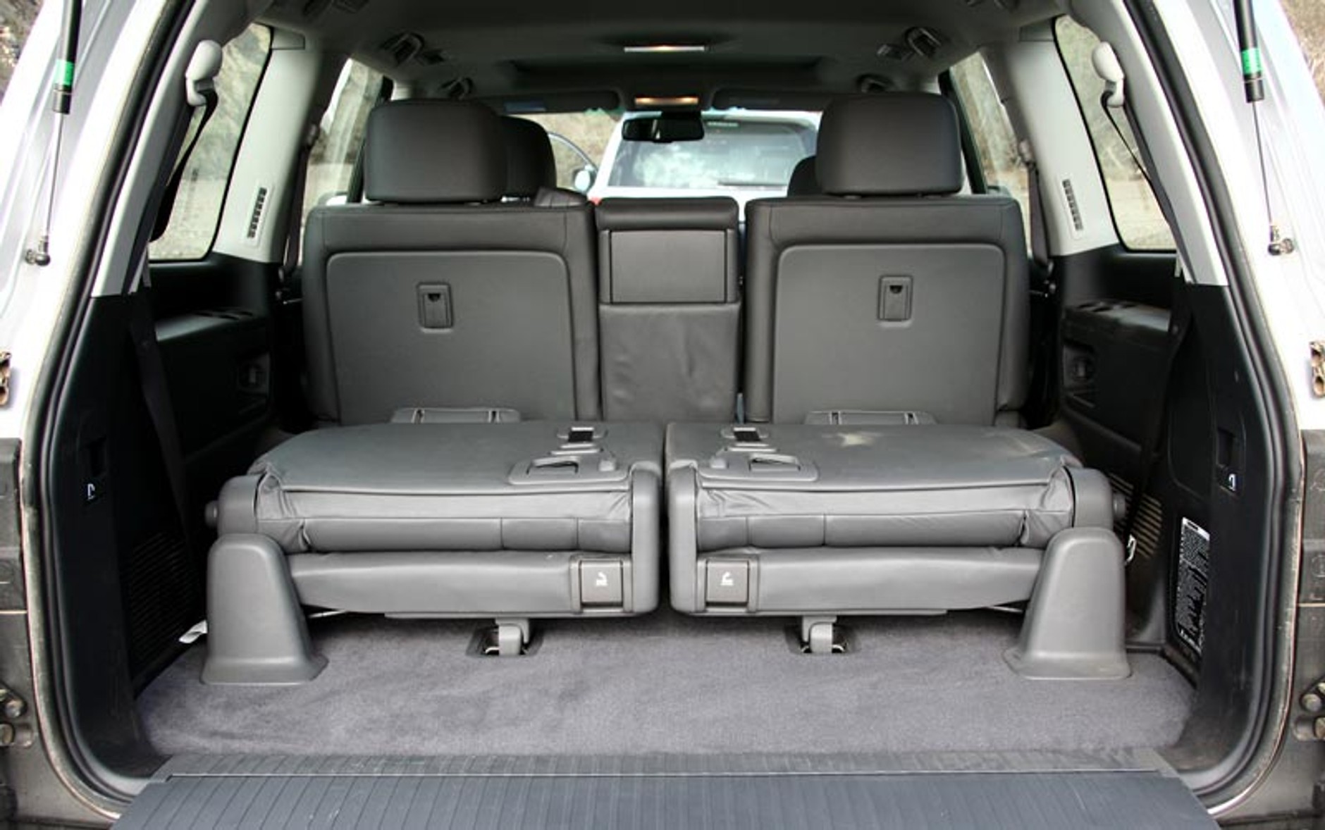 Toyota Land Cruiser V8: pierwsze wrażenia