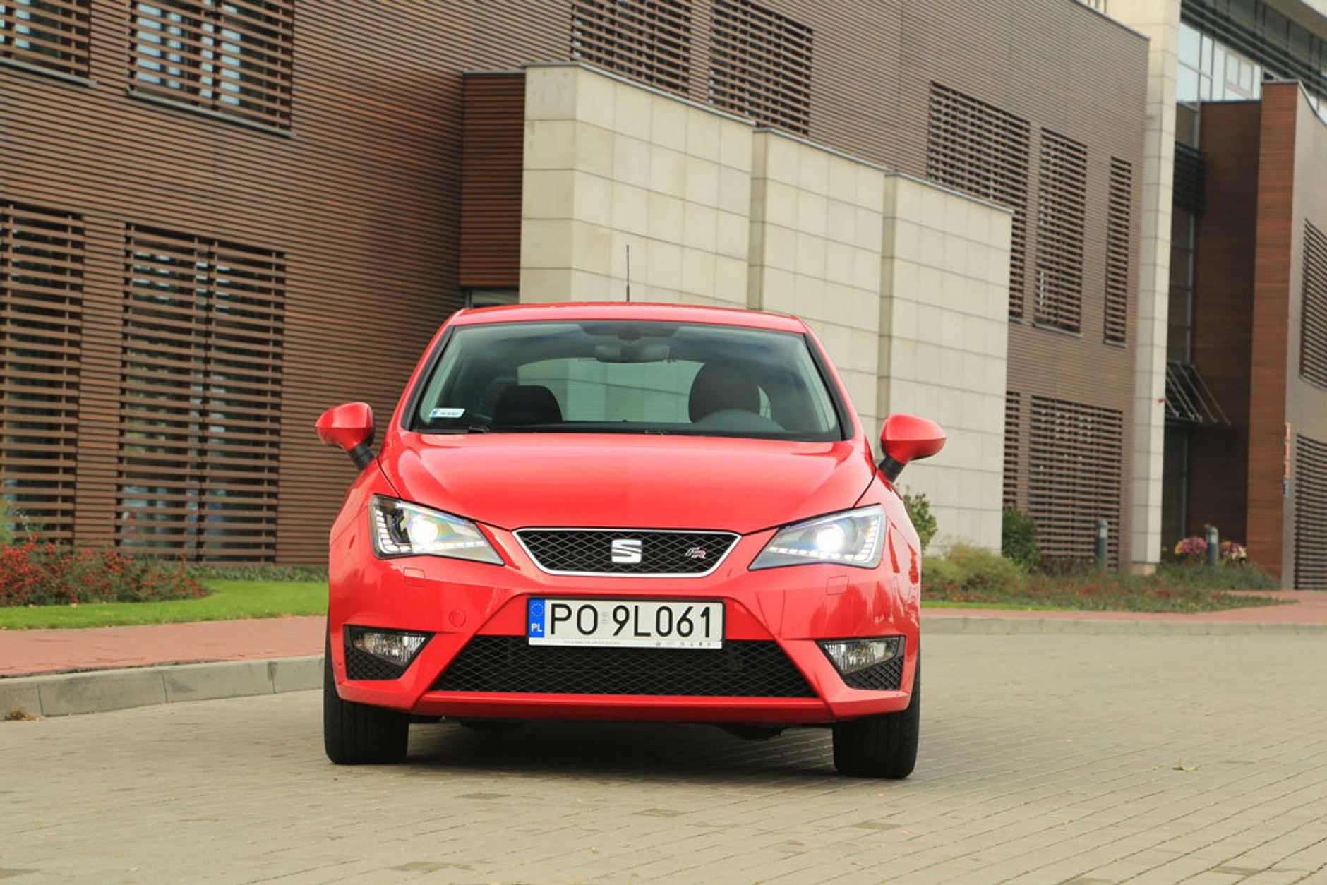 Seat Ibiza 1.2 TSI FR - dużo lepsza dynamika i technika