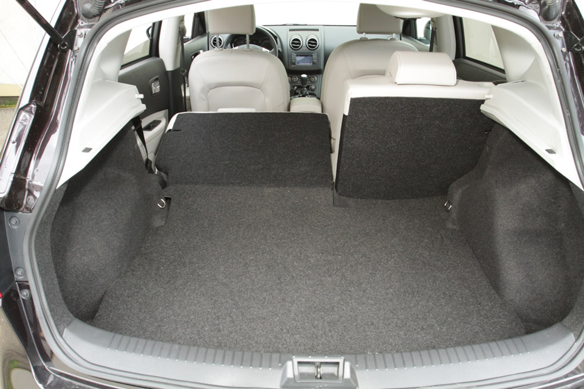 Test Nissana Qashqaia: czy suvem zawsze dotrzemy do celu?