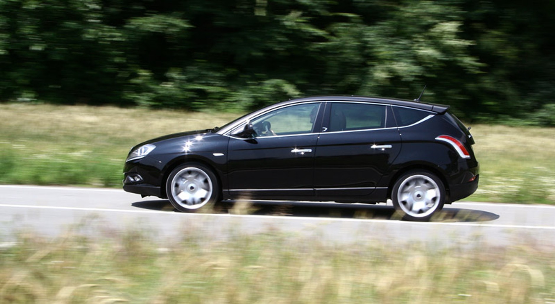 Pierwsze wrażenia: Lancia Delta – legenda w nowym runie