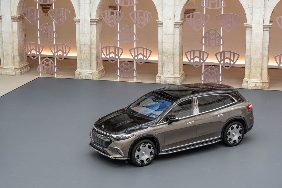Mercedes-Maybach EQS 680 SUV