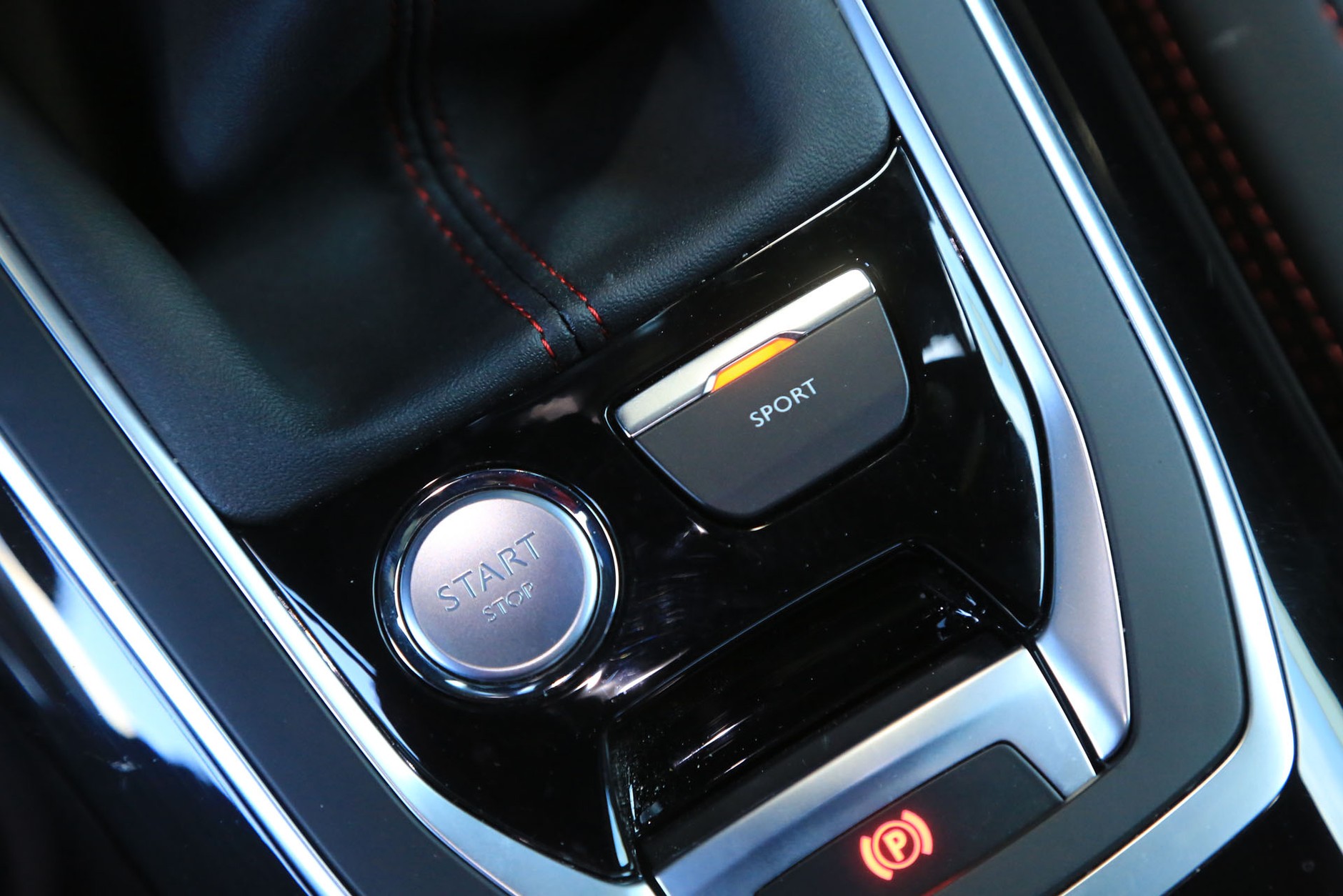 Peugeot 308 SW GT - niepozorne rodzinne kombi GT