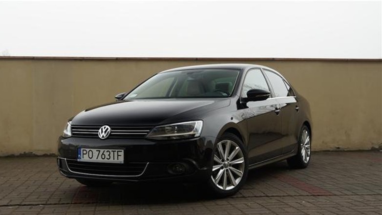 Volkswagen Jetta 2.0 TDI Higline - Mały Passat