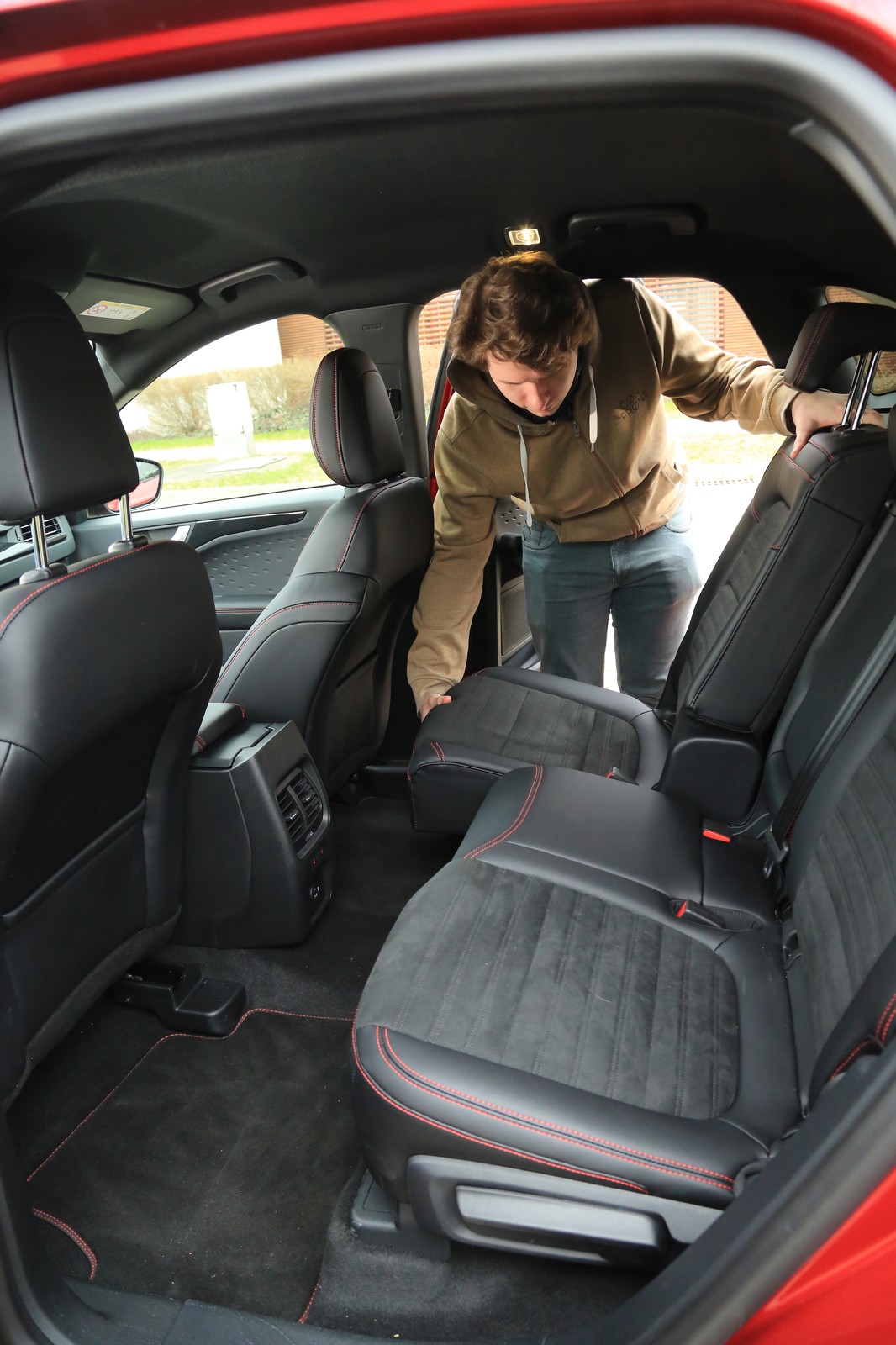 Ford Kuga 2.5 Hybrid