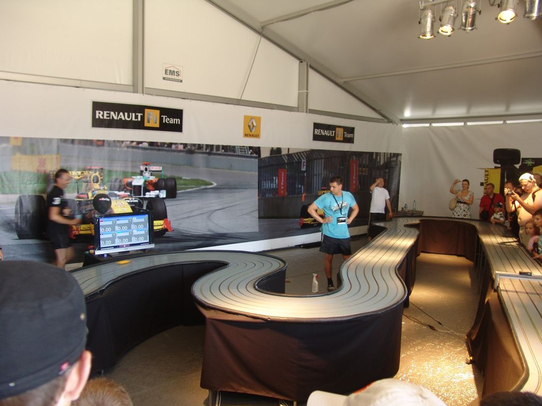 Kubica szalał na torze Poznań (galeria)