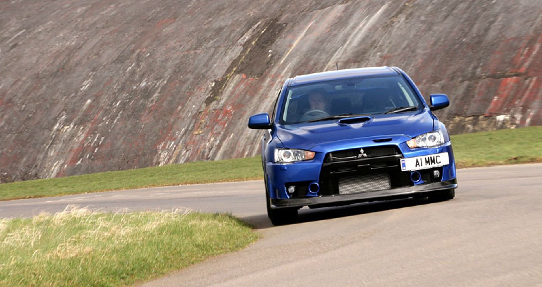 Mitsubishi Lancer Evo X FQ-400: fotogaleria