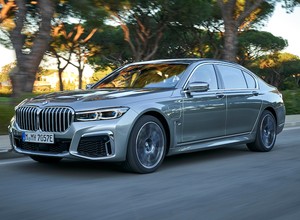 BMW serii 7 po faceliftingu – bezszelestna limuzyna | TEST