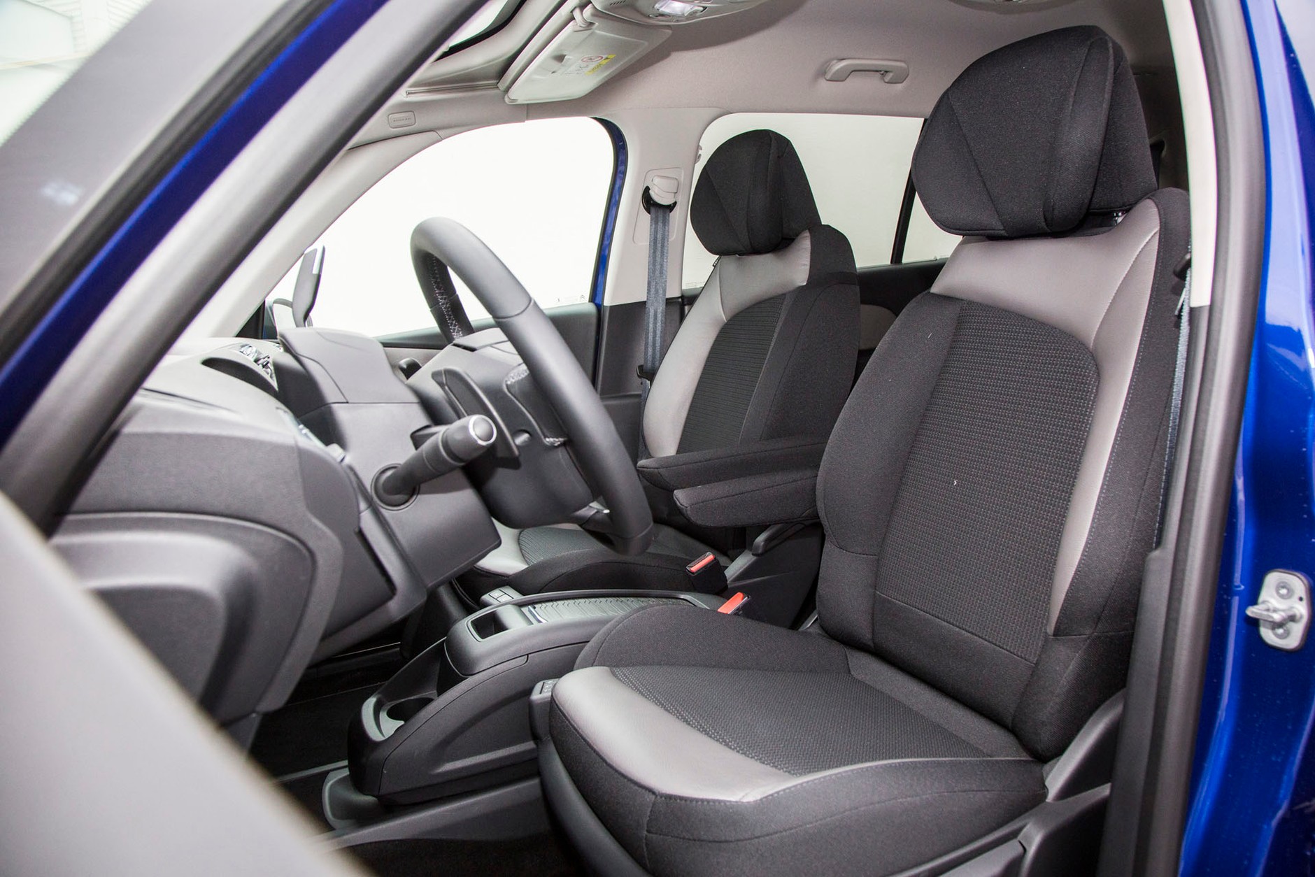 Kia Sportage kontra Citroen C4 Grand Picasso - który będzie lepszy dla rodziny