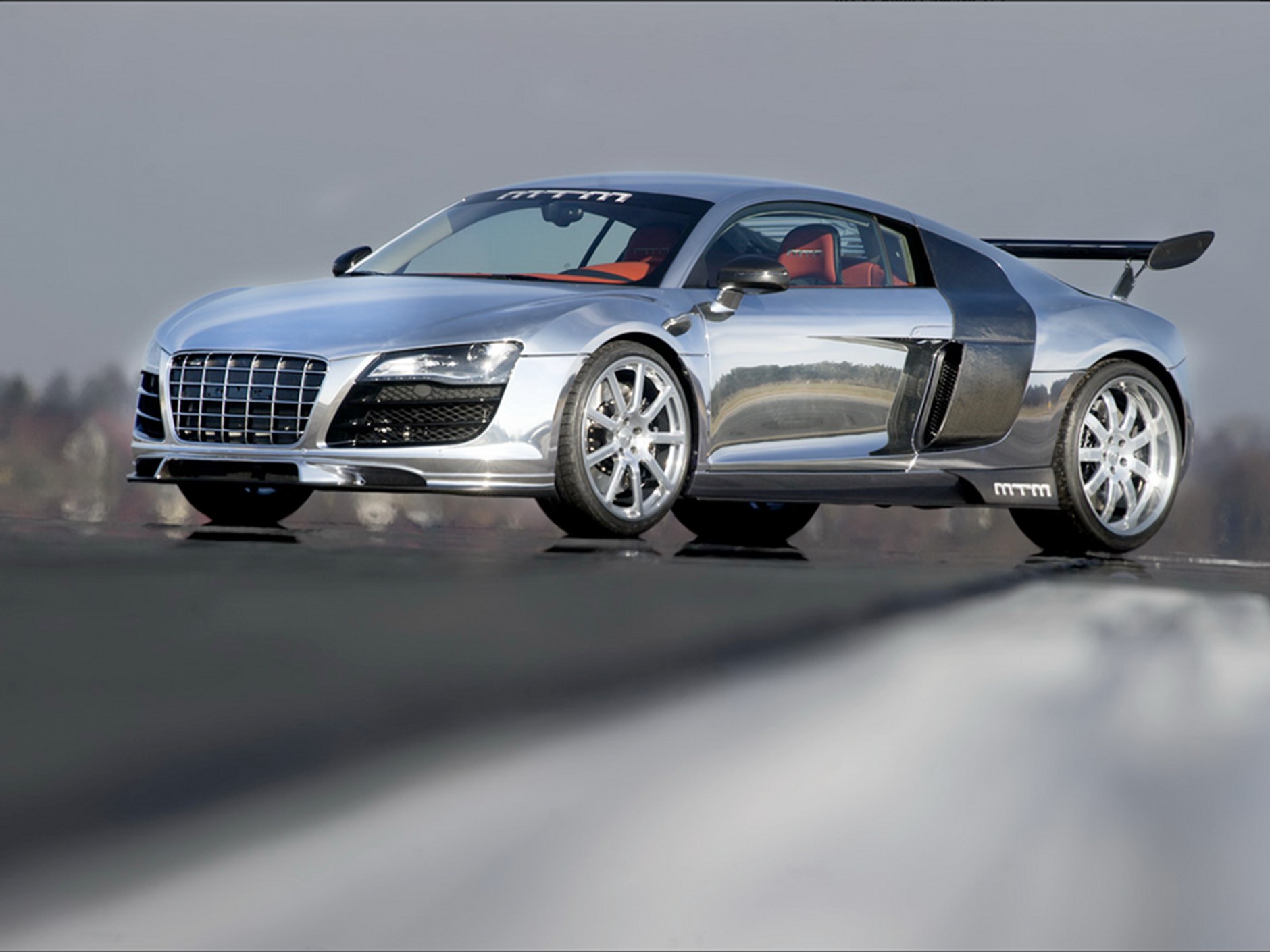 MTM Audi R8 V10 Biturbo – Wysoki połysk i wysoka moc