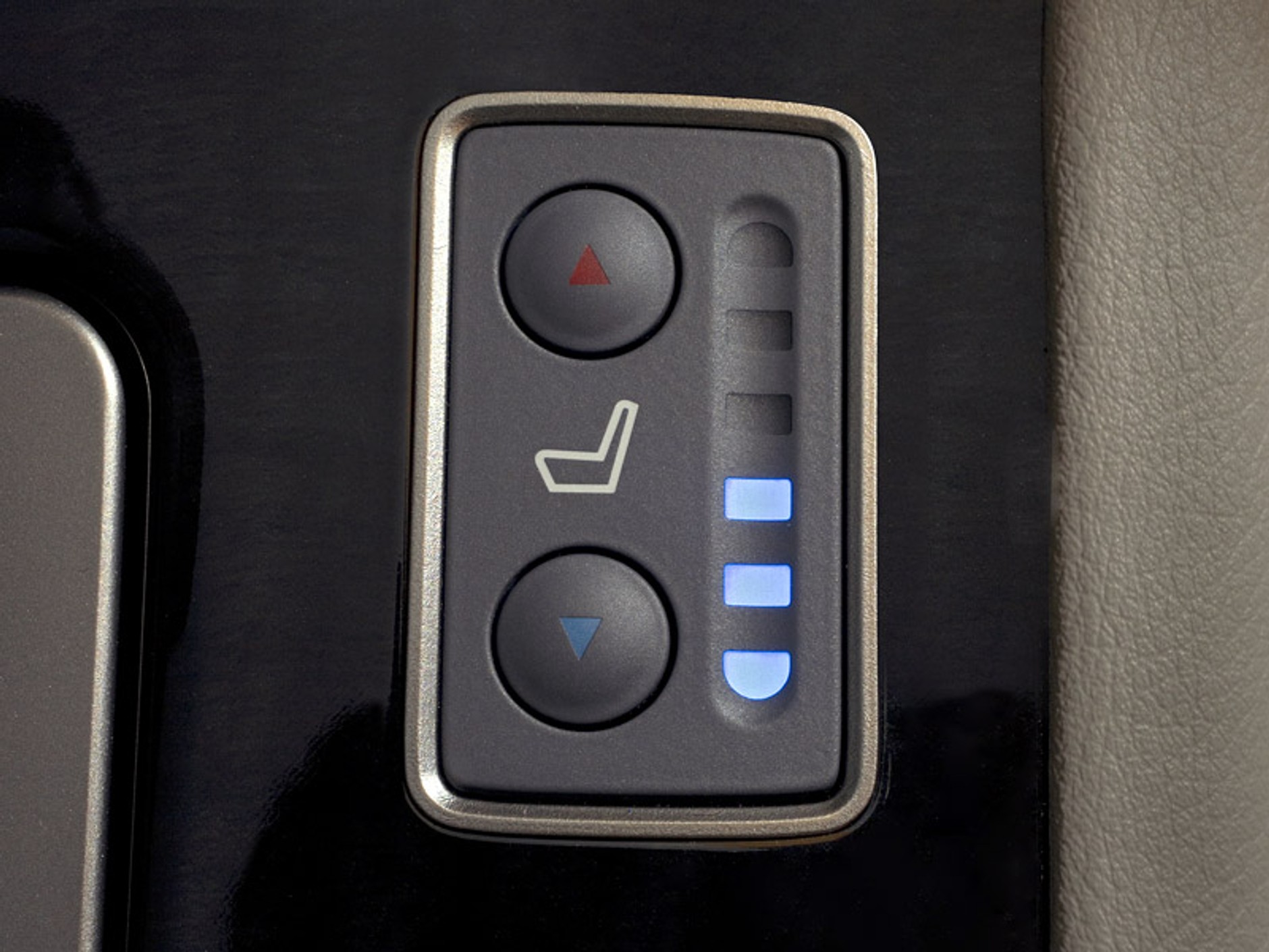 Chicago 2008: Acura RL 2009 – facelifting amerykańskiego odpowiednika Hondy Legend