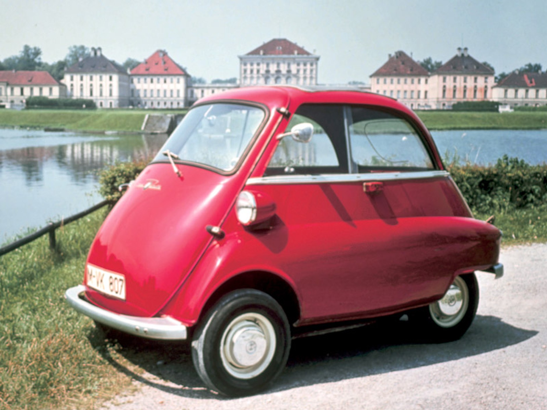 BMW rozważa produkcję auta mniejszego od Mini