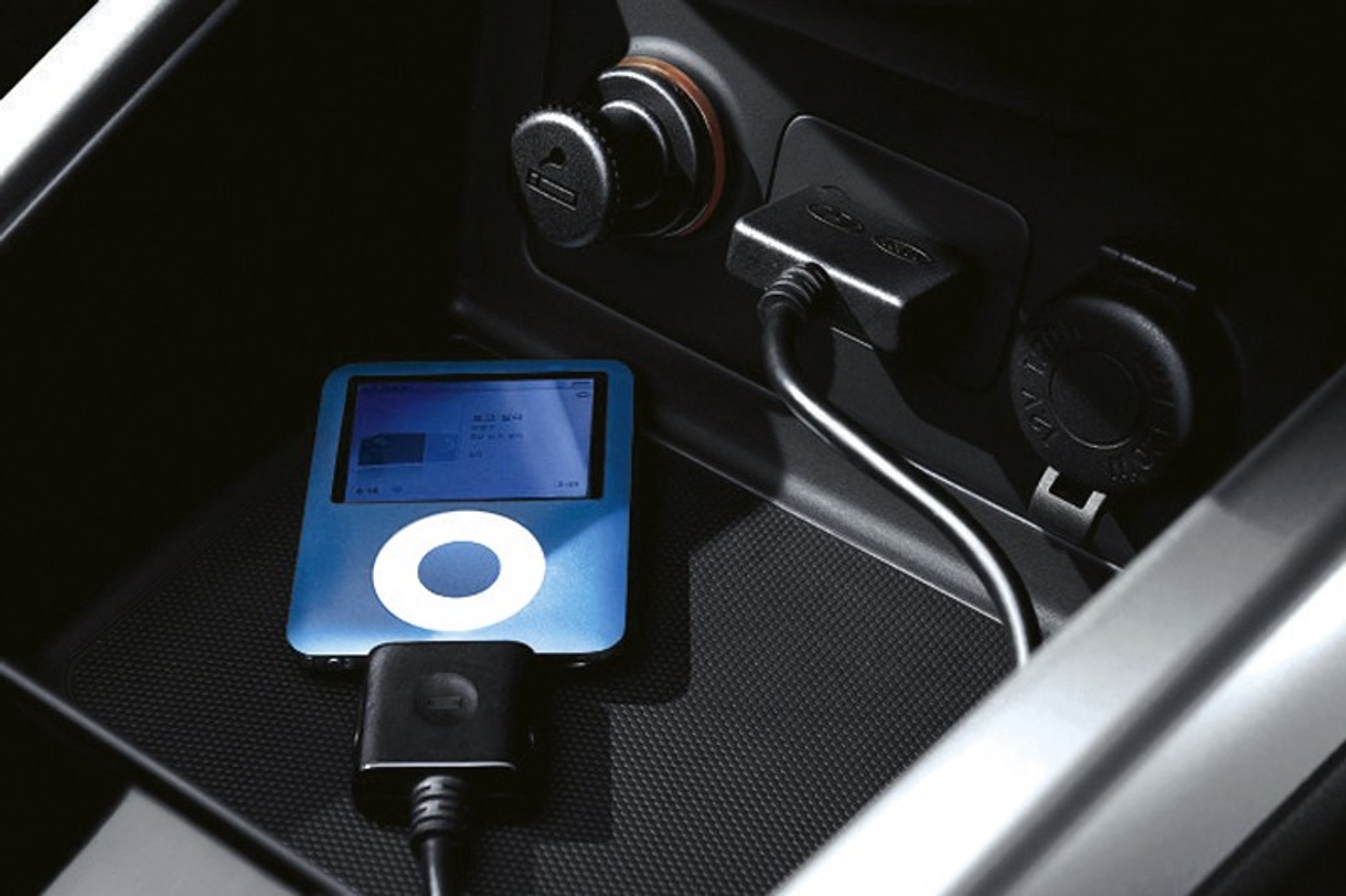 Kia Forte: nowe zdjęcia czterodrzwiowego sedana (fotogaleria)