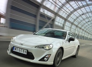 Toyota GT86: sportowiec z krwi i kości
