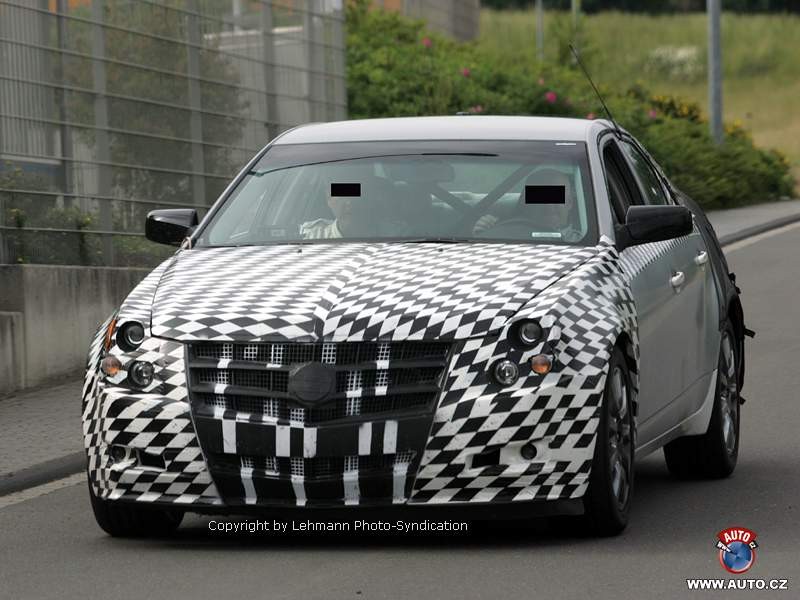 Spy Photos: nowe zdjęcia Cadillaca CTS