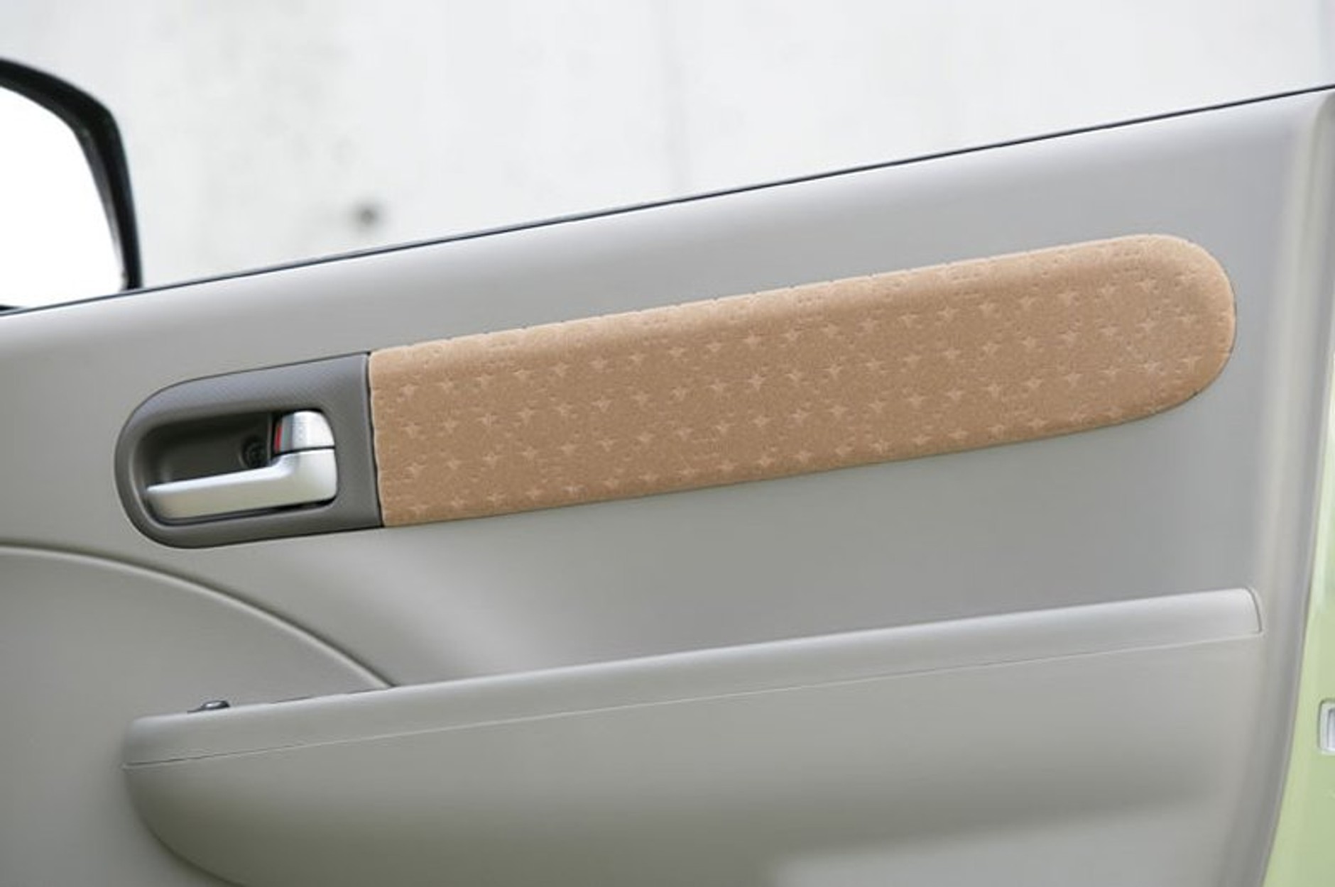 Nissan Pino – kolejny maluch