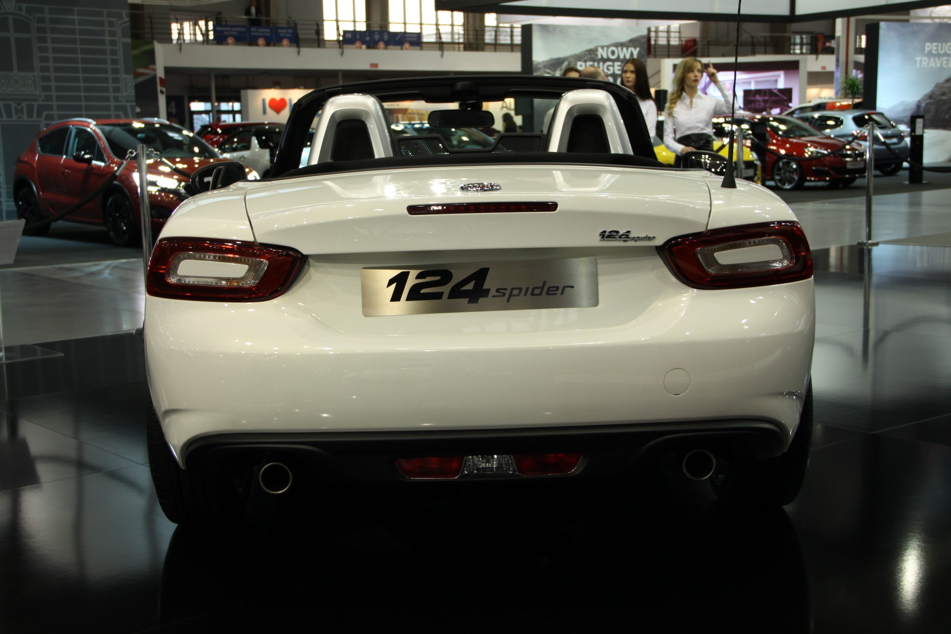 Fiat 124 Spider (Poznań 2016)