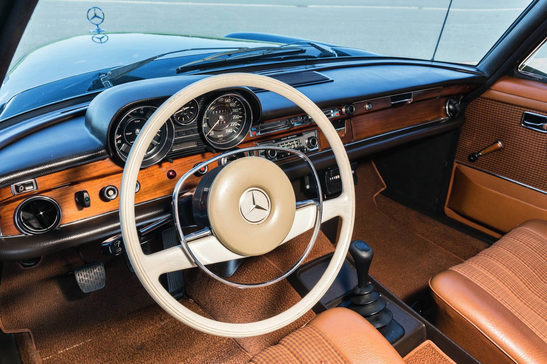 Mercedes W108