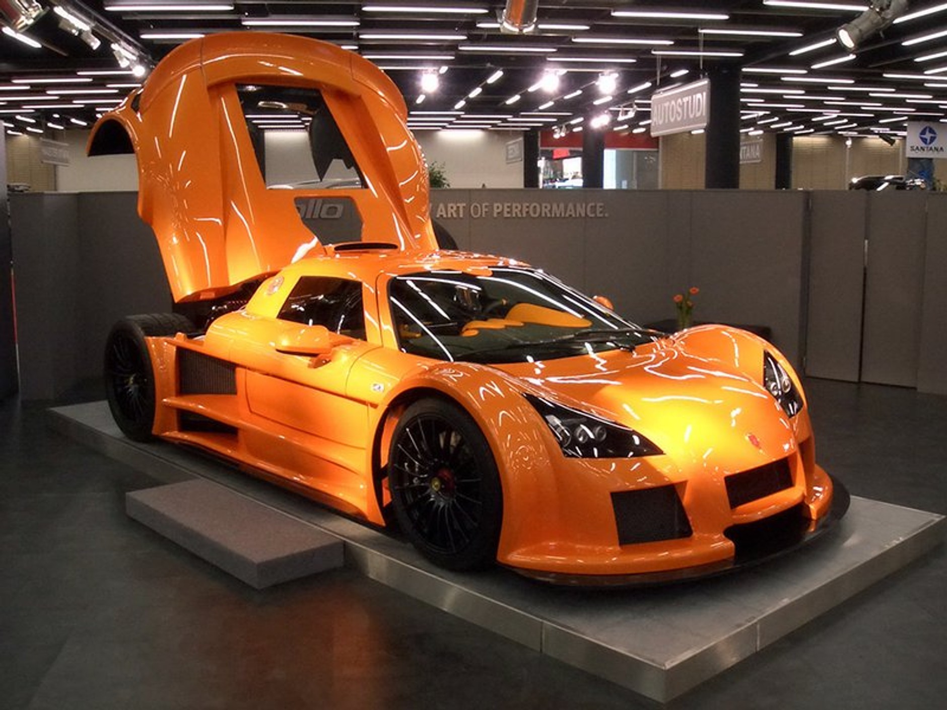 Gumpert Apollo Sport: z piekła rodem