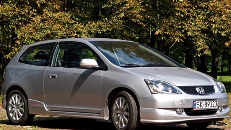 Honda Civic VII - dobra na asfalt