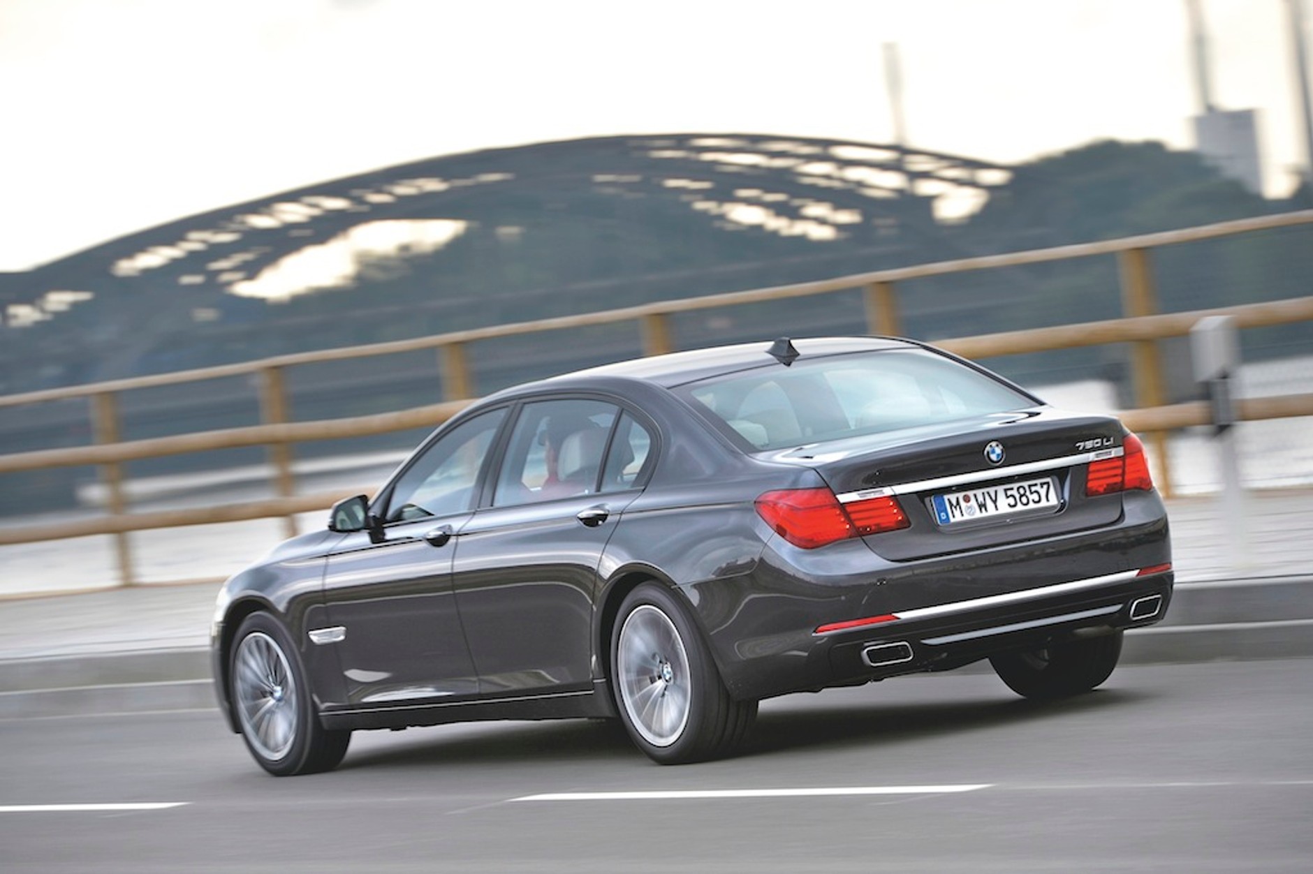 BMW 750 Li, Mercedes S 500 L, Porsche Panamera Executive