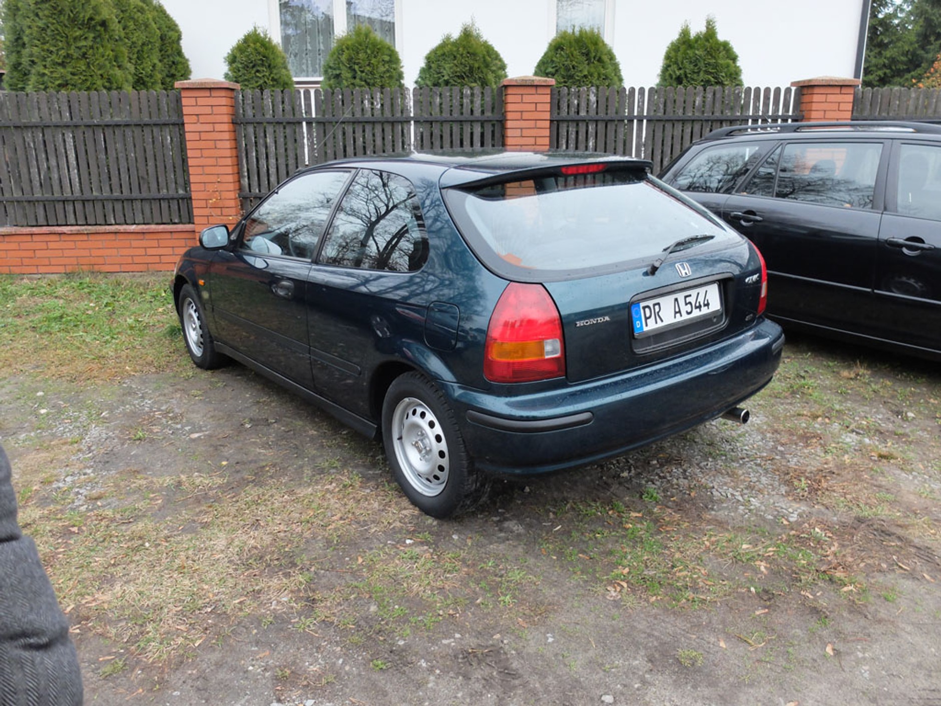 Auto z ogłoszenia: Honda Civic 1.4 - 6 tysięcy zł