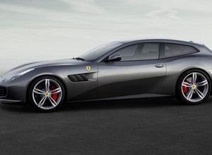 Ferrari GTC4Lusso – zamiast FF