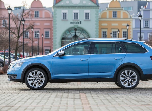 Skoda Octavia Scout - czy jest lepsza od SUV-a? | TEST
