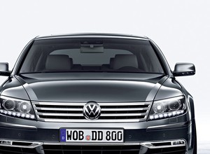 Odmłodzony VW Phaeton w Detroit