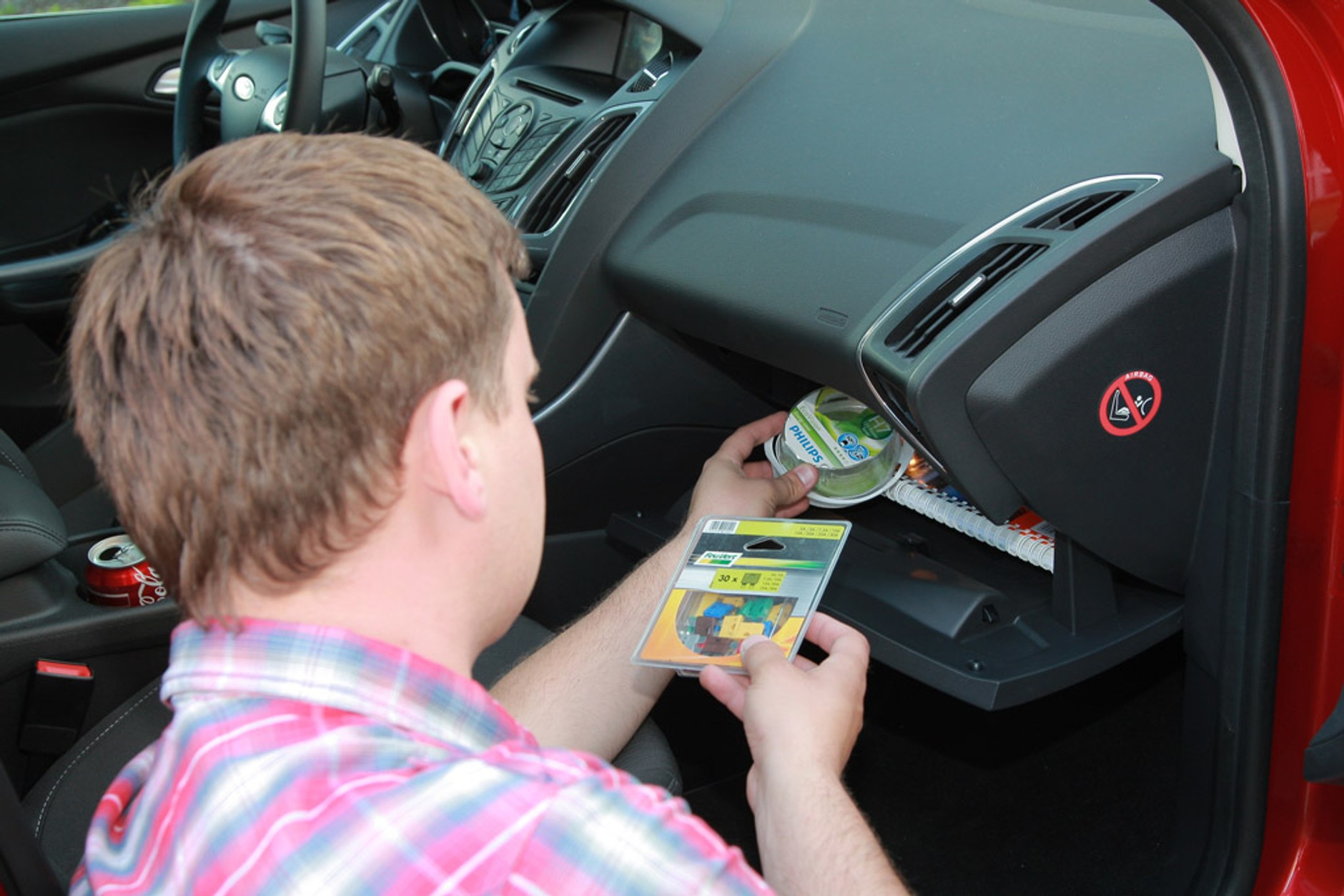 Samochodem za granicę. Radzimy jak przygotować się do wyjazdu