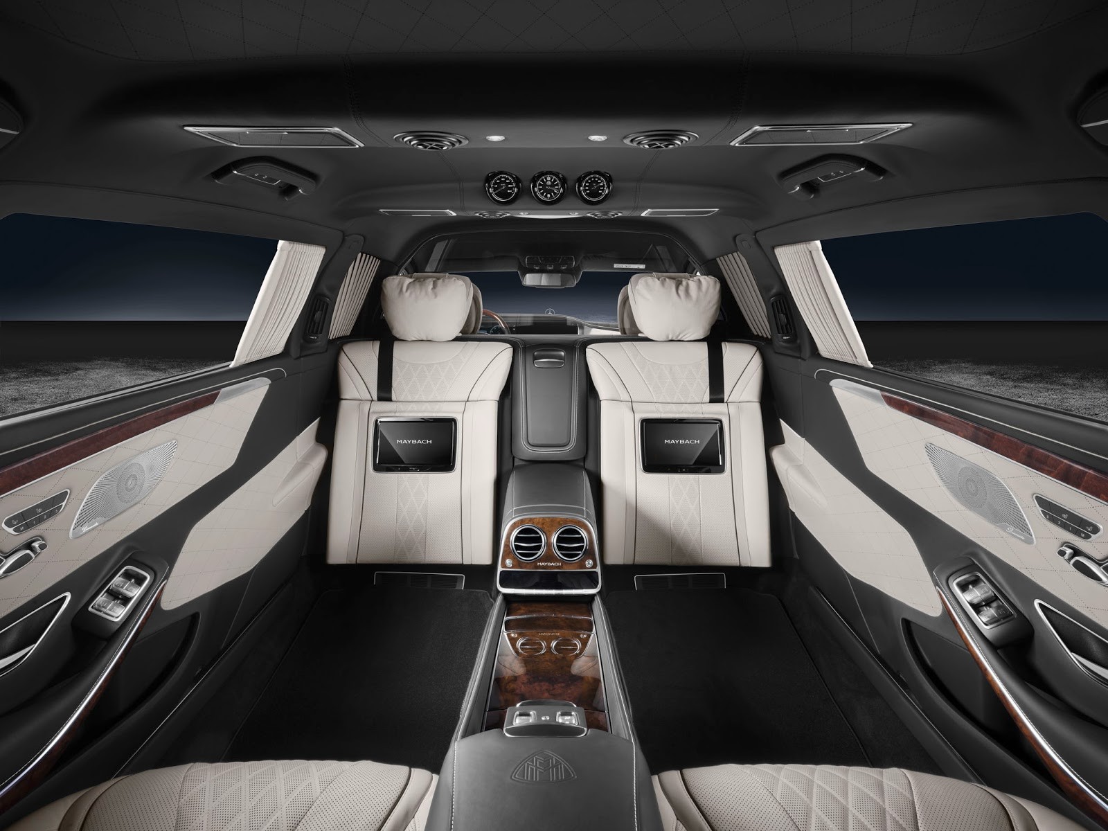Mercedes-Benz Maybach S600 Pullman Guard