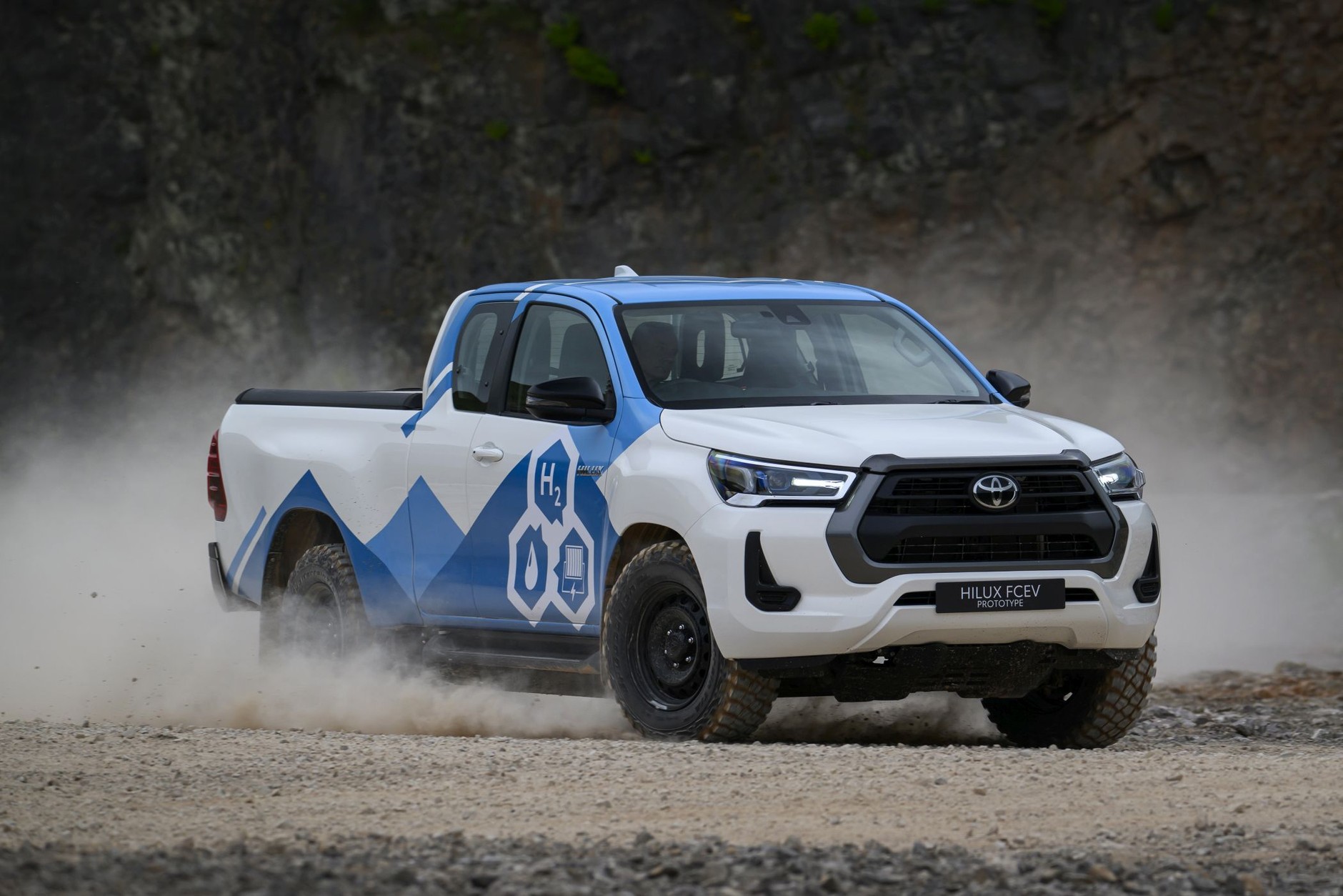 Prototyp Toyoty Hilux H2 (FCEV)