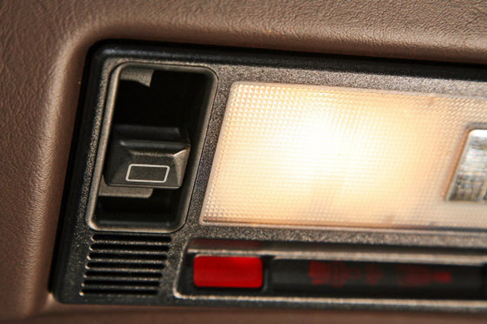 Mercedes W124,Opel Omega i Volvo 240: kombi marzeń sprzed lat!