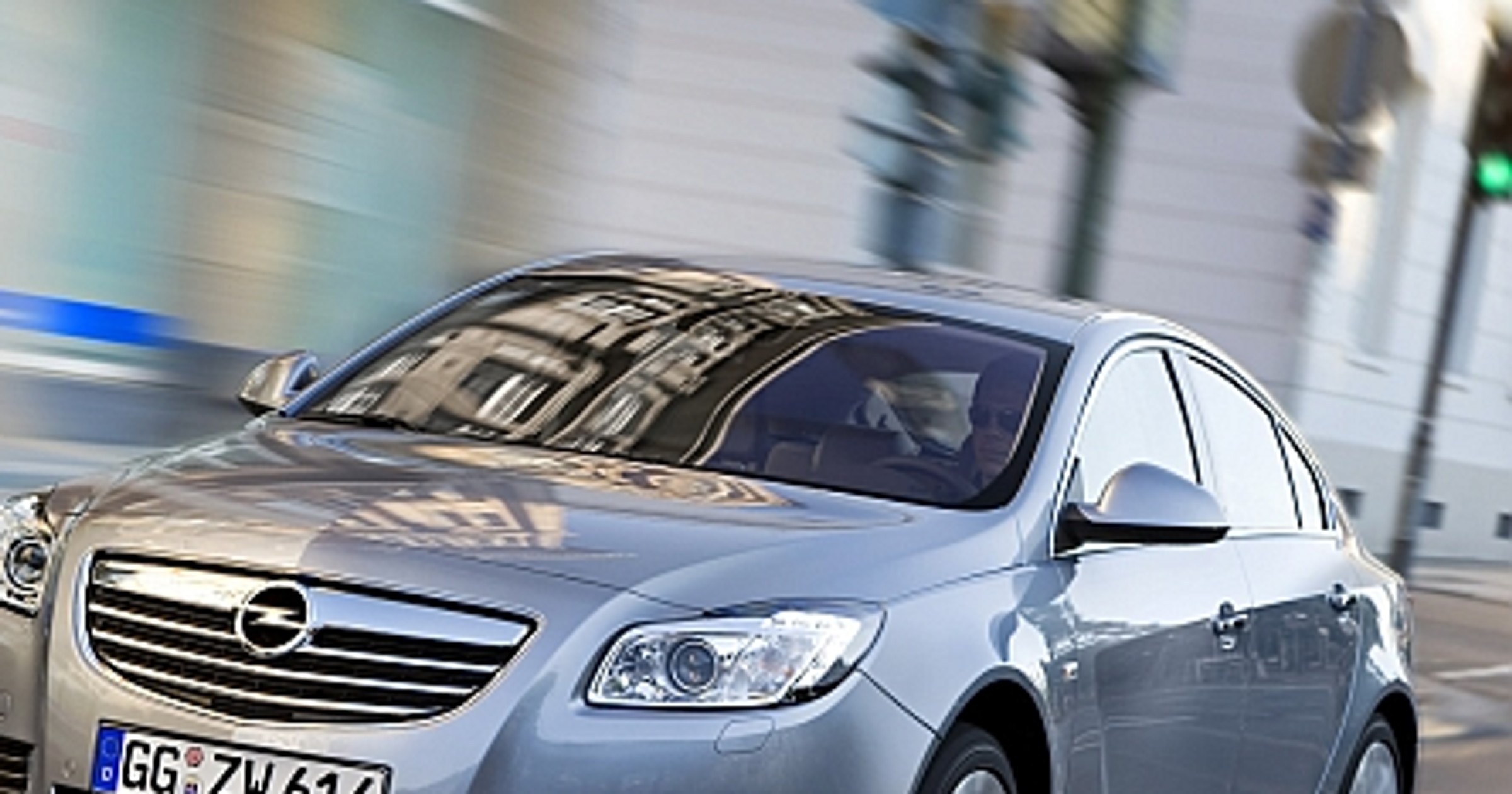 Opel Insignia moda na turbo trwa